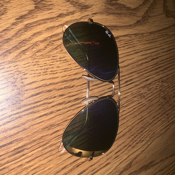 Women’s Rayban aviators - Picture 3 of 3